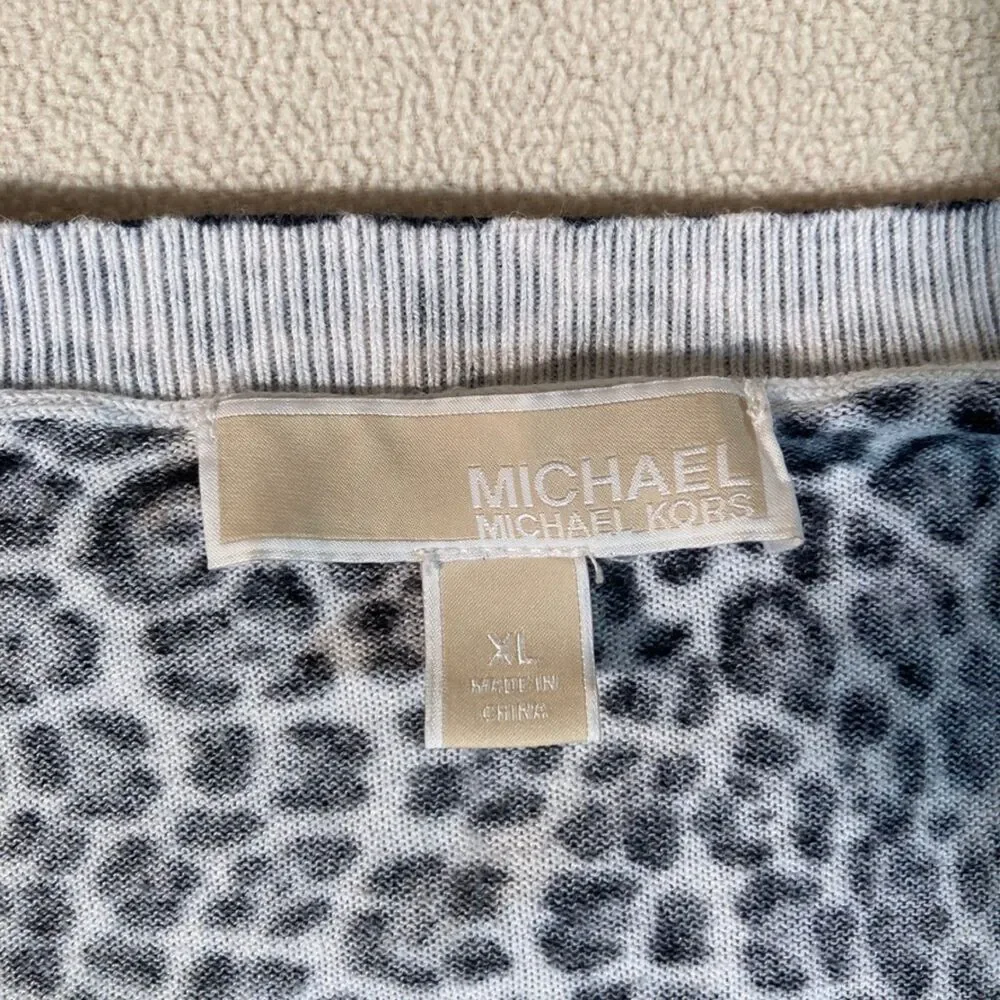 Michael Kors Sweater XL Black/Grey Animal Print V-Neck Soft Knit Casual Pullover